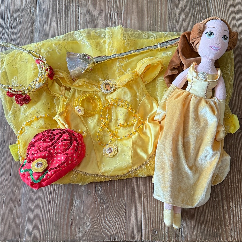 Disney Princess Belle 4-6 Halloween dress Costume/wand/crown/purse/jewelry/plush - Picture 1 of 8